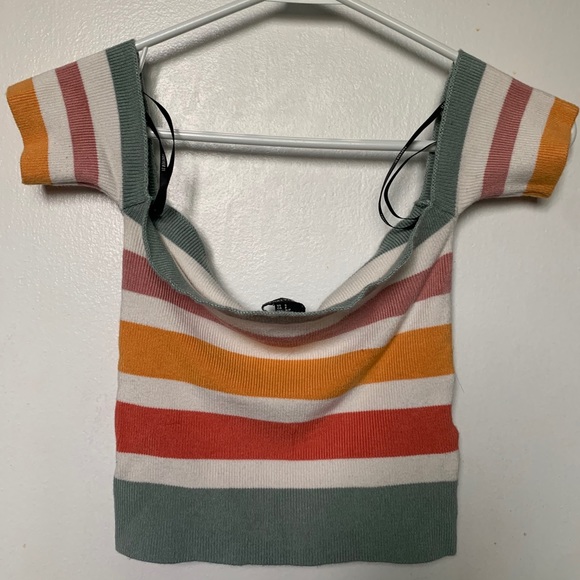 3/$20! ✨ Off the shoulder multi striped crop top - Picture 2 of 3